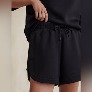 Varley Keely High Rise Short